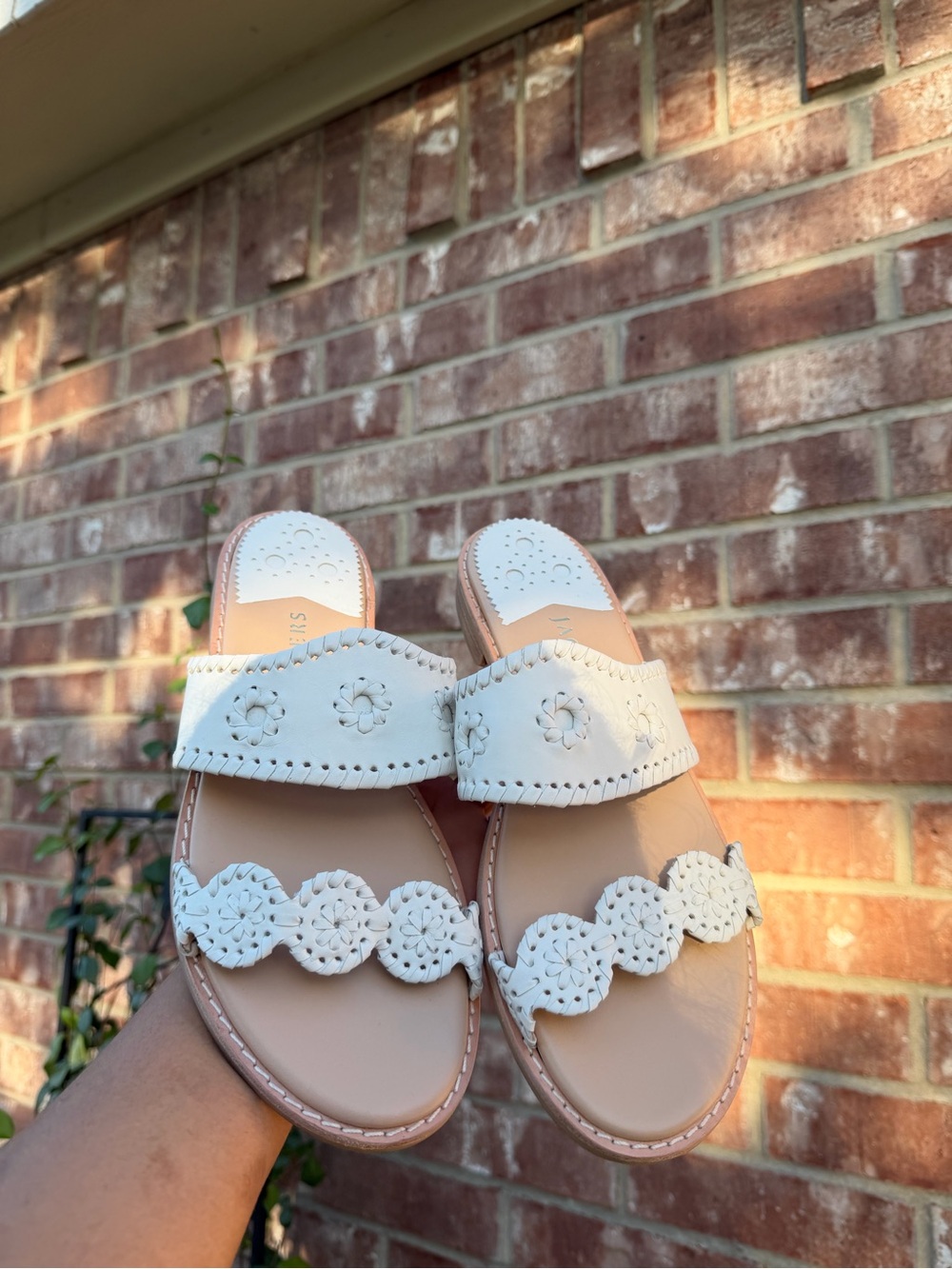 NEW Jack Rogers Caroline White Leather Sandals
